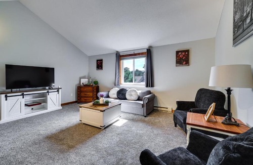 Bristol House | Bristol Condo Near ESPN HQ & Lake Compounce!