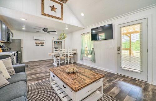 Broken Bow Apartment | Broken Bow Cabin on 15 Acres w/Stocked Fish Pond!