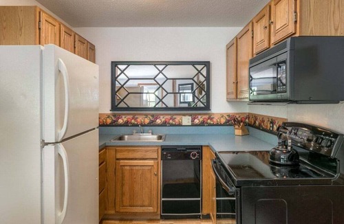Sunday River Area Condo | Brookside I B-406 - Sunday River Slopeside Condominium