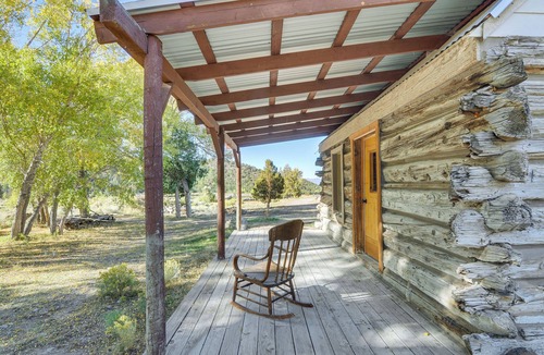Panguitch Lake Resort Cabin | Bryce Canyon Basecamp: Historic Homesteader Cabin