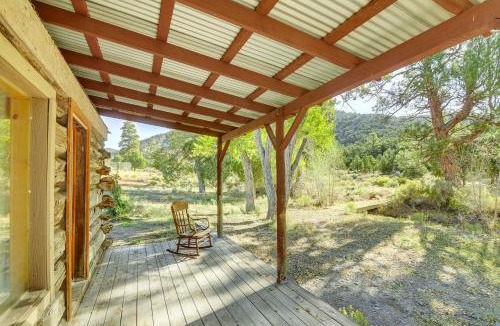 Panguitch Lake Resort House | Bryce Canyon Basecamp: Historic Homesteader Cabin