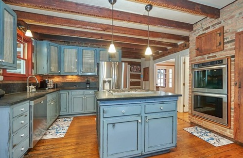 Millville House | Buckskin Manor - Historic, Pool, 66 Acre Vineyard