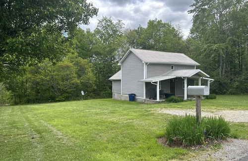 Cane Valley Cabin | Cabin on the Lake Getaway Right off Green River Lake!