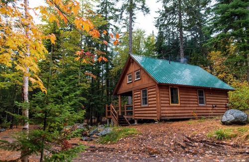 Monson House | Cabin, Queen Bed, Double Bed, Private Bath