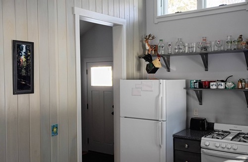 Rindge Cabin | Cabin & Sauna on Lake Monomonac near Mt. Monadnock