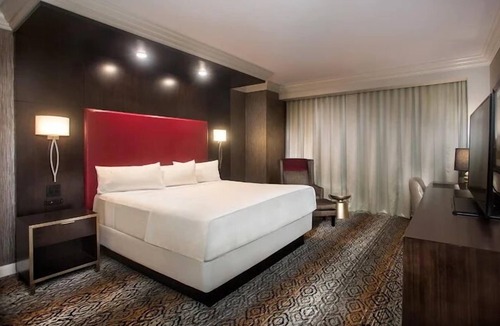 Bridgeport Hotel | Caesars Southern Indiana Hotel & Casino - A Caesars Rewards Destination