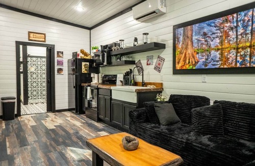 Board Camp House | Cajun Style in Mena