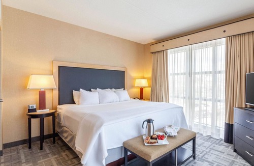 Downtown Pittsburgh Hotel | Cambria Hotel Pittsburgh - Downtown