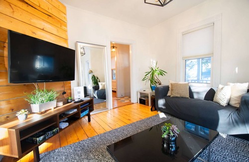 Neighborhood Nine Condo | Cambridge Base Steps to Porter Square