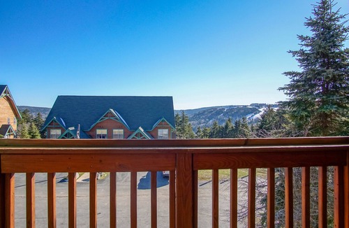 Edray House | Camp 4 #2: 2 Bedrooms, 2.5 Baths: Slope Side, Gas Fireplace.