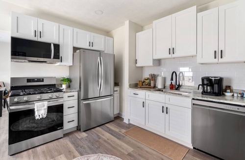 Weinland Park House | Campus Cottage - Entire Home|Renovated|Patio|OSU
