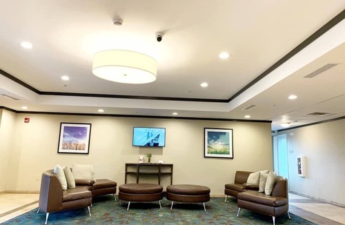 Pricedale Hotel | Candlewood Suites Belle Vernon by IHG