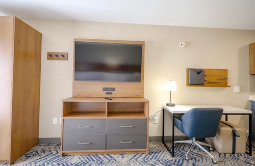 Orange Hotel | Candlewood Suites Beachwood Cleveland by IHG