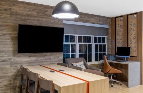 Danvers Hotel | Candlewood Suites - Boston North Shore - Danvers by IHG