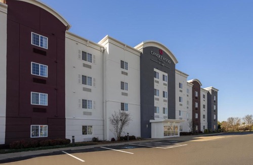 Oak Grove Hotel | Candlewood Suites Fort Campbell - Oak Grove by IHG