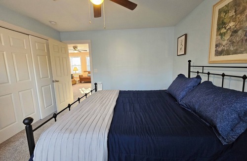 Meadows House | Canterbury, NH!1 bed, 1 bath cozy haven, lakes and mountains & adventures.