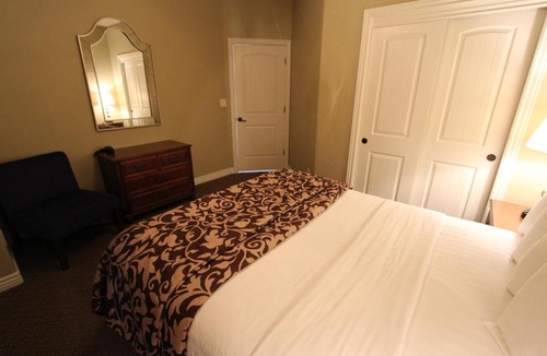 Washington Hotel | Canyon Villas at Coral Ridge