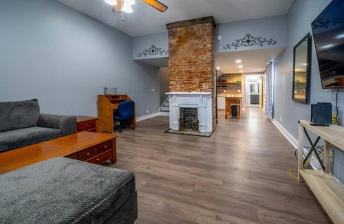 Saint Joseph House | Cardinal House- Access to the heart of Louisville