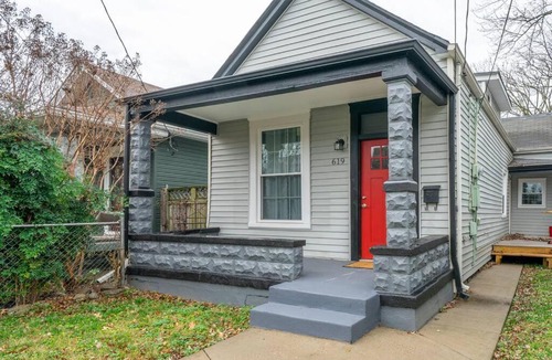 Saint Joseph House | Cardinal House- Access to the heart of Louisville