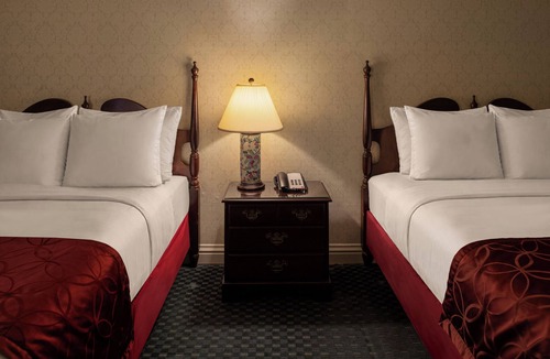 Campbell Hotel | Carlyle Hotel