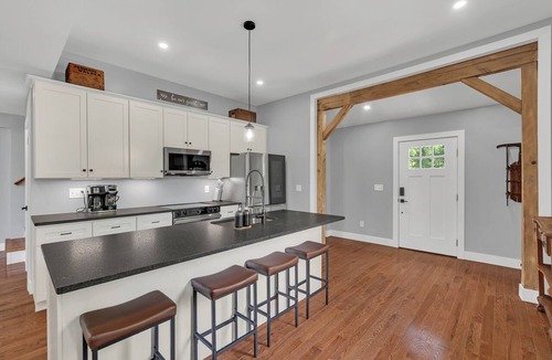 Higganum House | Carriage House In Higganum Center