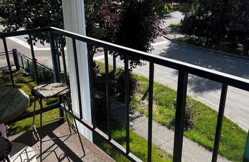 Fairview Apartment | CC & Q, Clean Cozy and Quiet this 2-bedroom unit in Anchorage with WiFi, AC