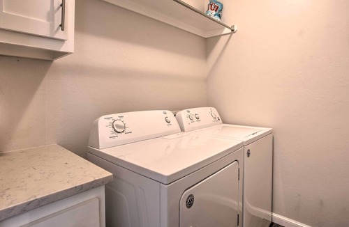Lincoln Terrace House | Central OKC Home w/ Yard ~ 2 Mi to Bricktown!