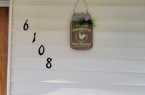 Clear Creek House | Charming 1-bedroom house on a lavender farm