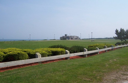Eastward Look Cottage | Charming 1-bedroom cottage in beautiful Narragansett with AC, WiFi