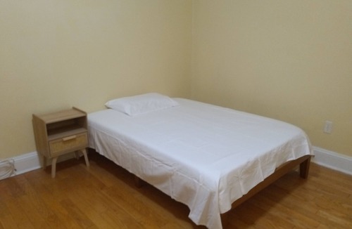 Commonwealth Apartment | Charming 2-bedroom apartment in Cleveland Circle Boston, Near BC, BU