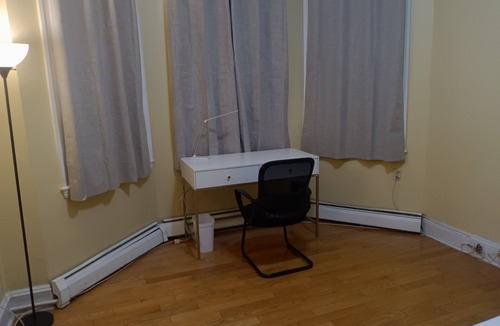 Commonwealth Apartment | Charming 2-bedroom apartment in Cleveland Circle Boston, Near BC, BU