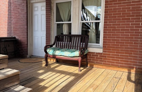 Putnam Apartment | Charming 2-bedroom apartment in Downtown Putnam