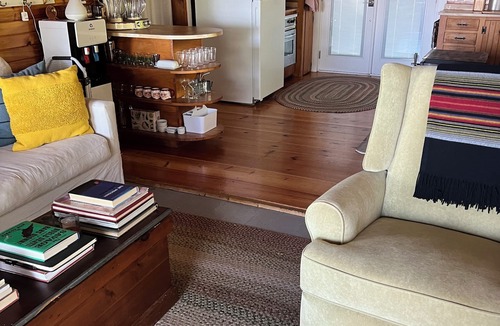 Unity Cottage | Charming 2-Bedroom Lake Front Cottage with Wi-Fi and A/C on Tranquil Unity Pond