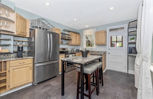 Downtown House | Charming 2-bedroom row house in Historic Downtown Frederick