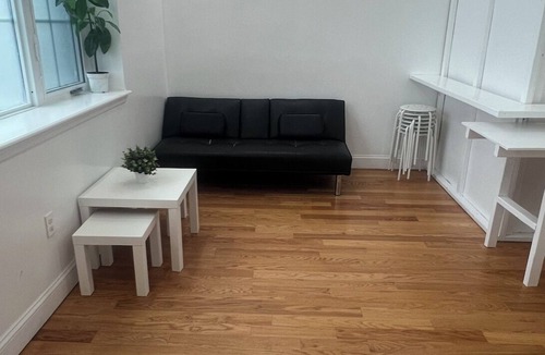 Valley Stream Apartment | Charming 3-bedroom apartment