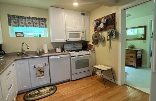 Bridgton Cabin | Charming 3-bedroom cabin in Bridgton, ME with WiFi, AC, lake, pool area, skiing