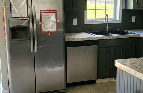 Wooster Cabin | Charming 3-bedroom cabin in Amish country near Shreve Ohio,great birding area!
