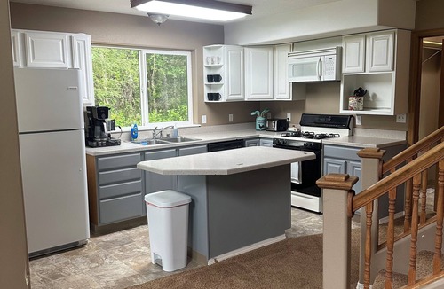 Meadow Lakes House | Charming 3-bedroom house in Wasilla perfect for your getaway