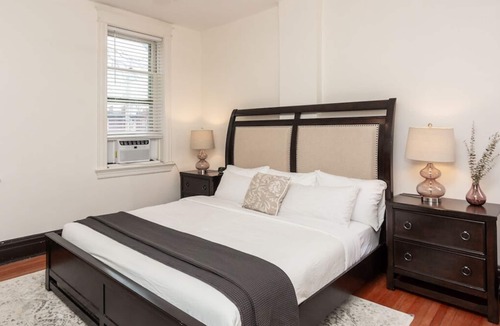 Shaw Apartment | ☆Charming 3BR Historic/Renovate☆Near Downtown/Park