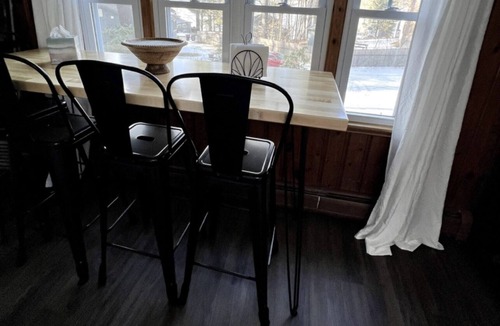 Franklin House | Charming 4-bedroom house with WiFi, AC in welcoming Franklin