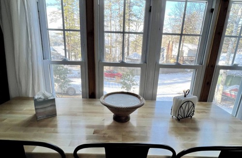 Franklin House | Charming 4-bedroom house with WiFi, AC in welcoming Franklin