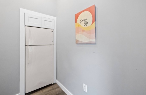 Alton Cottage | Charming Alton Bay Getaway – 1BR Cottage, Pool Access & Walk to Lake