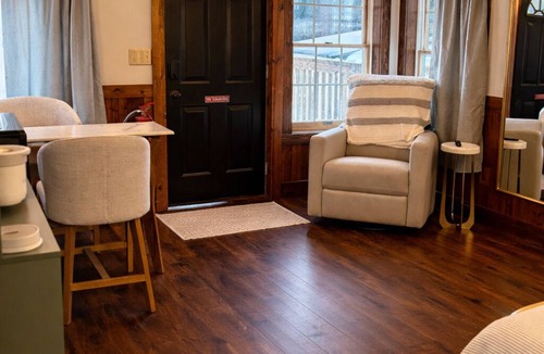 Grantsville Cottage | Charming and cozy private cottage steps from the banks of the Casselman River