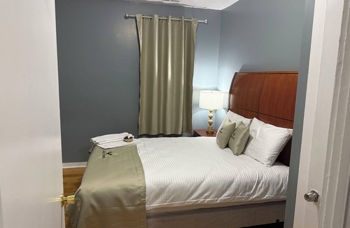The Hill Bed & Breakfast | Charming and cozzy 1-bedroom in New Haven