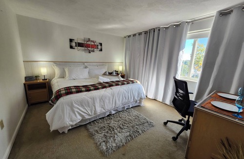 Quincy Bed & Breakfast | Charming bed & privative bath in Quincy