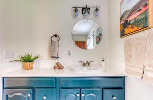 Ashley Falls House | Charming Berkshires Cottage by Evergreen Home