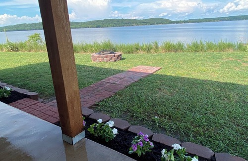 Adair Cabin | Charming cabin with Heat/AC in Pryor area- Perfect for a cozy couples getaway.