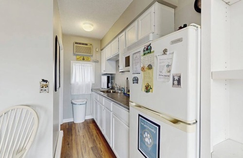 Rockwood House | Charming condo w/lake access, dock, WiFi & mountain views