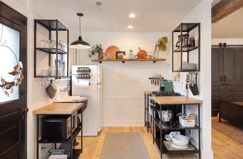 German Village Cottage | Charming Cottage in Historic German Village