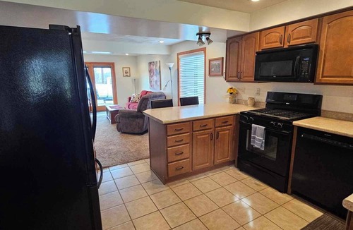 New Kensington House | Charming, handicapped accessible 2-bedroom townhome in Lower Burrell